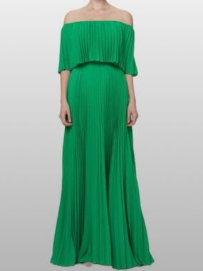 Rebdolls Off the Shoulder Pleated A-Line Maxi Dress in Green Size 2x